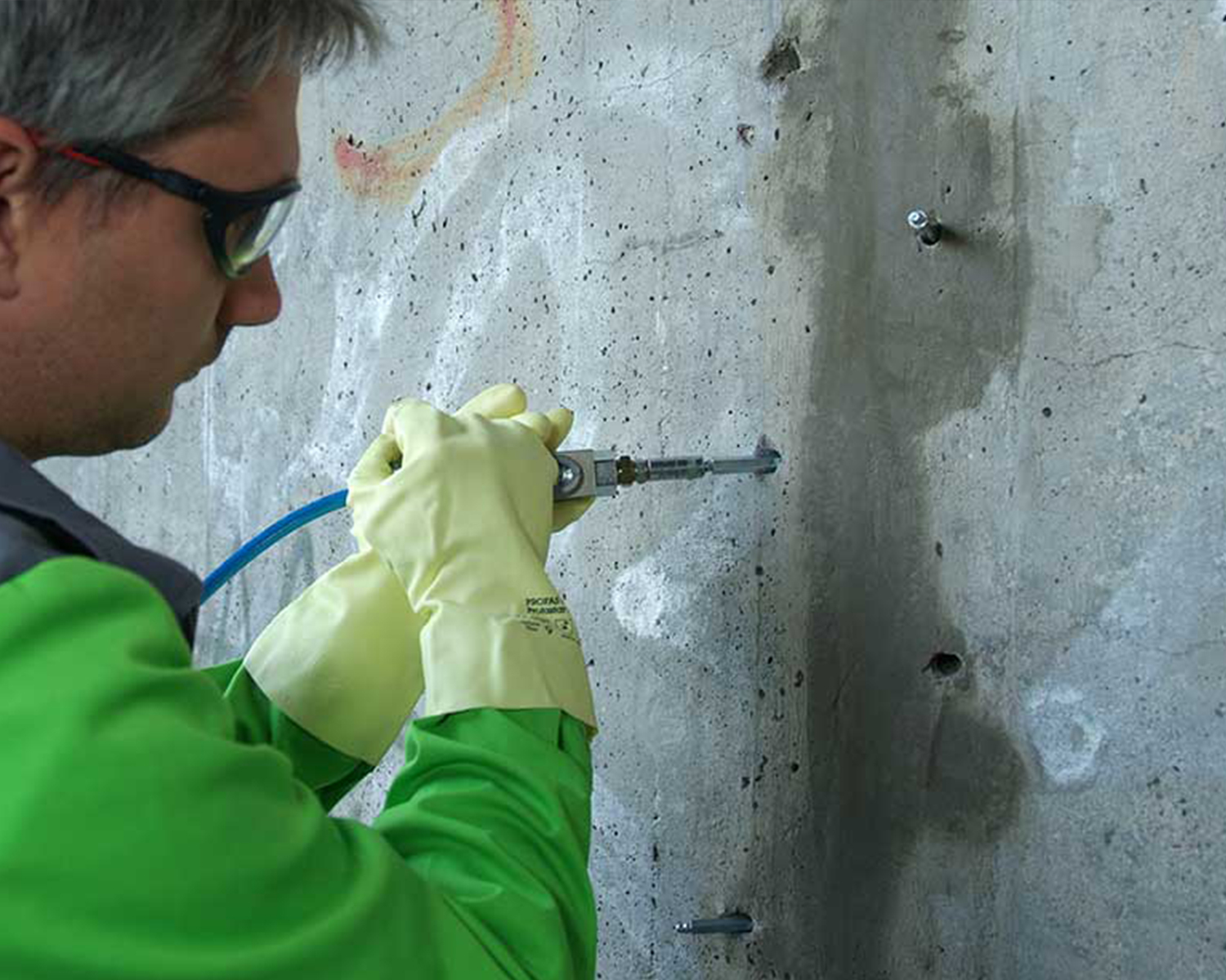 Waterproofing machine dealers in Ghaziabad